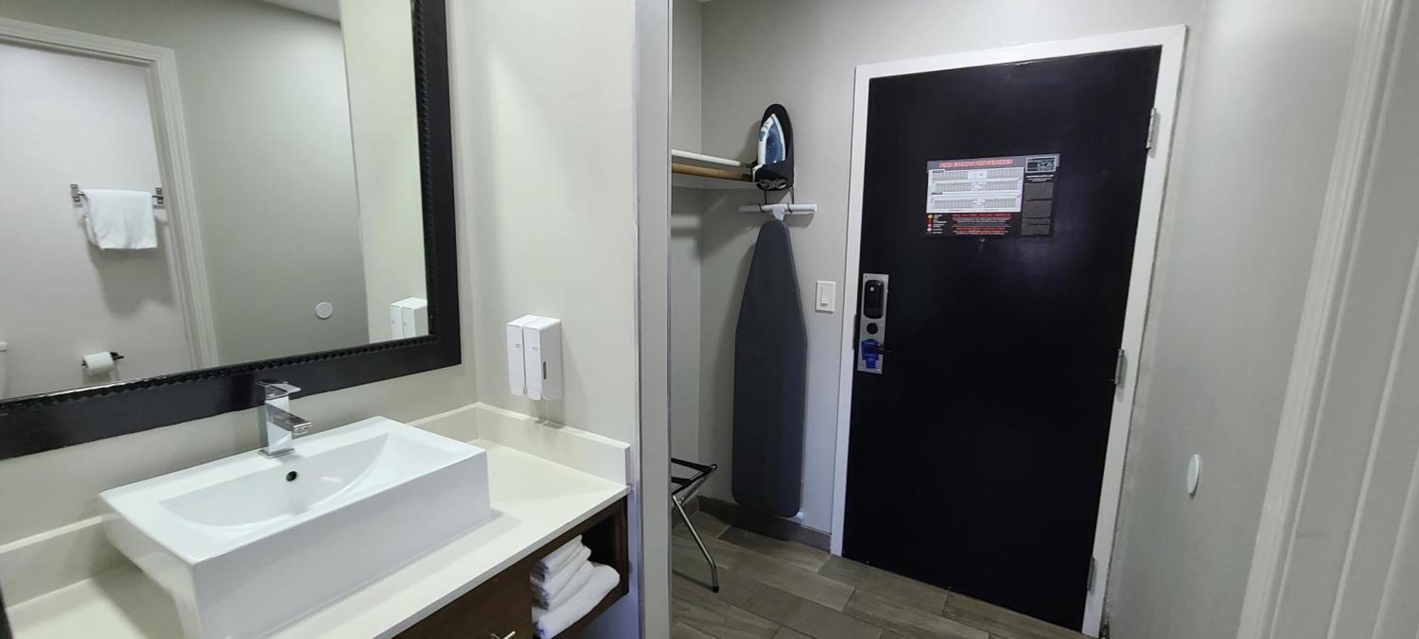 The Row Hotel; Bw Signature Collection Hotel