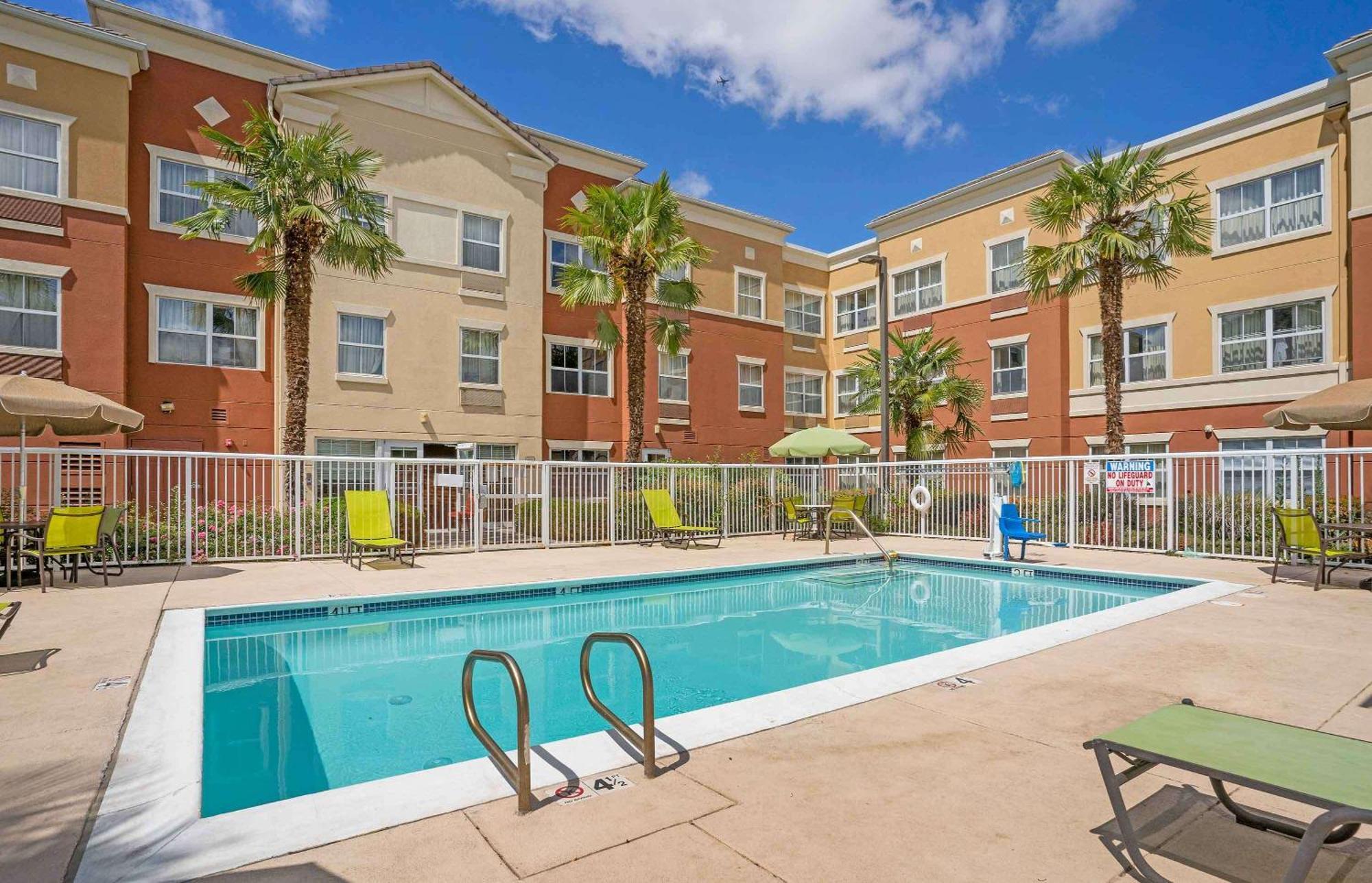 Hotel Extended America - - Edenvale - South São José