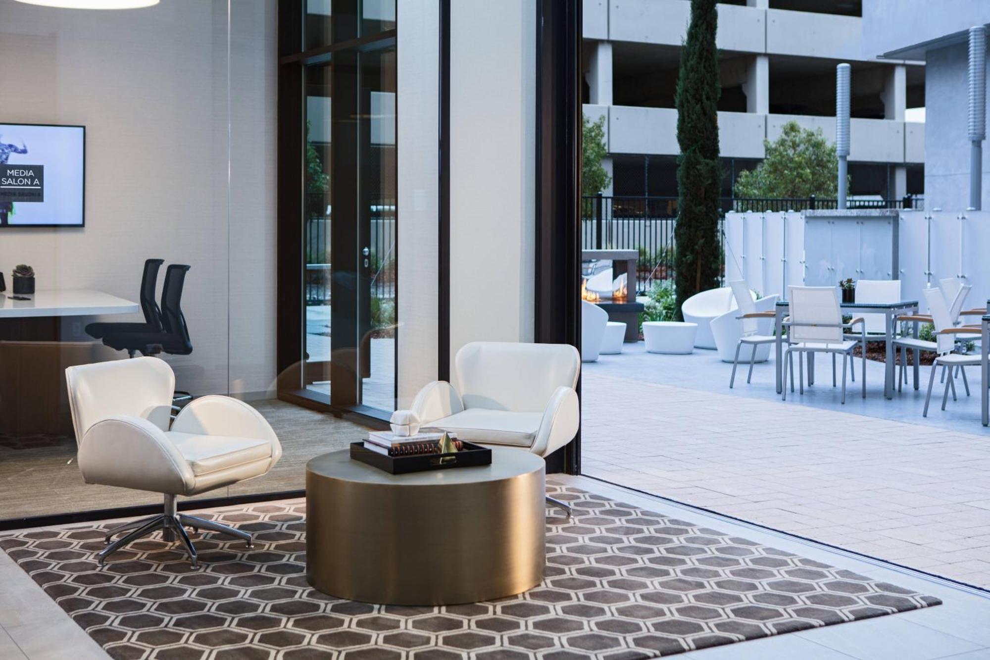 Hotel Ac By Marriott Downtown