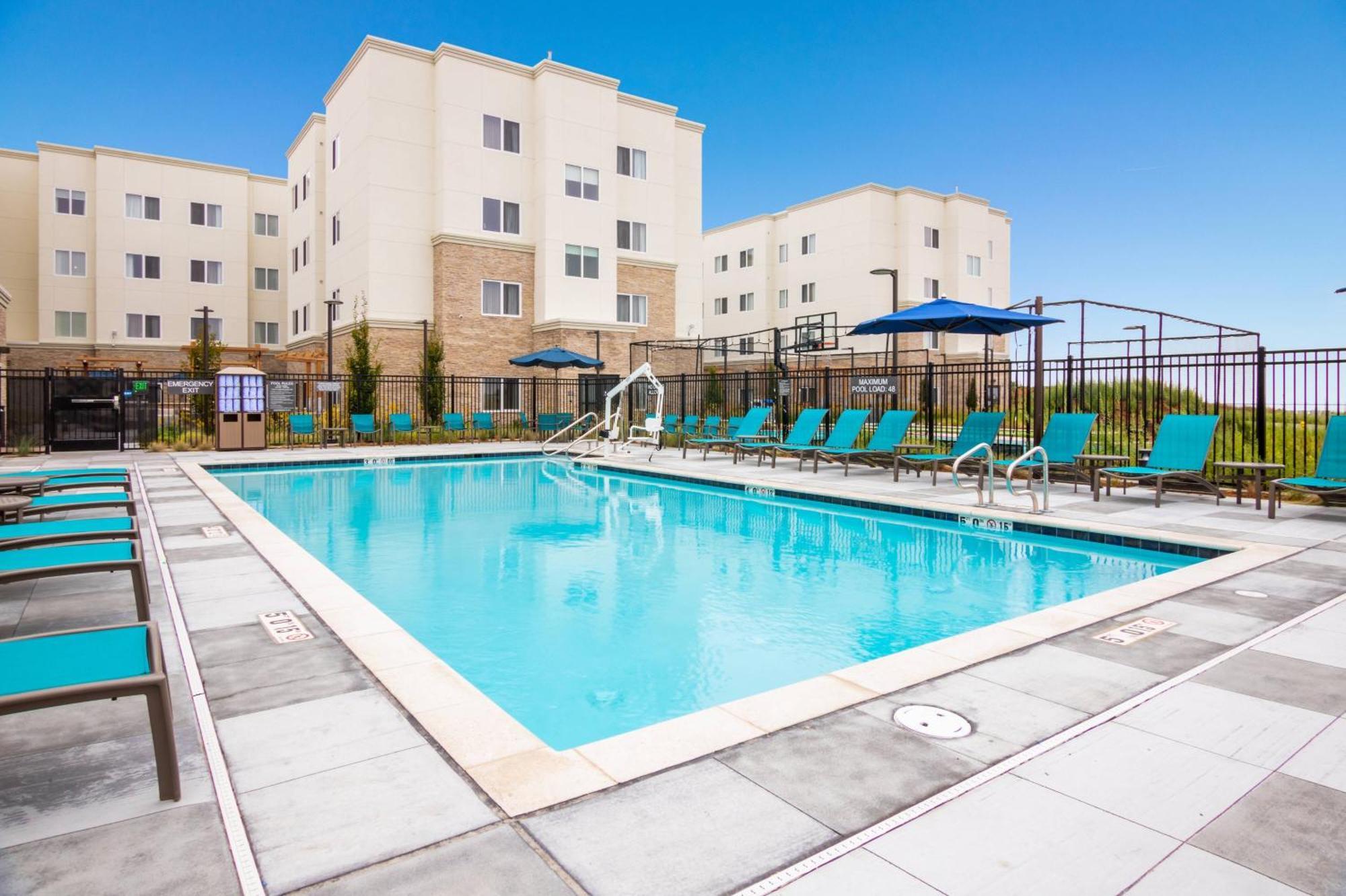 Fairfield & By Marriott North/silicon Valley 3*