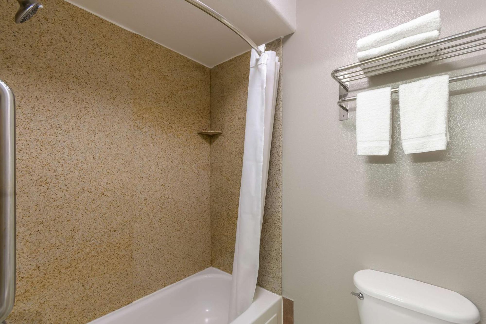 6-san Jose, Ca - Convention Center Hotel 2*