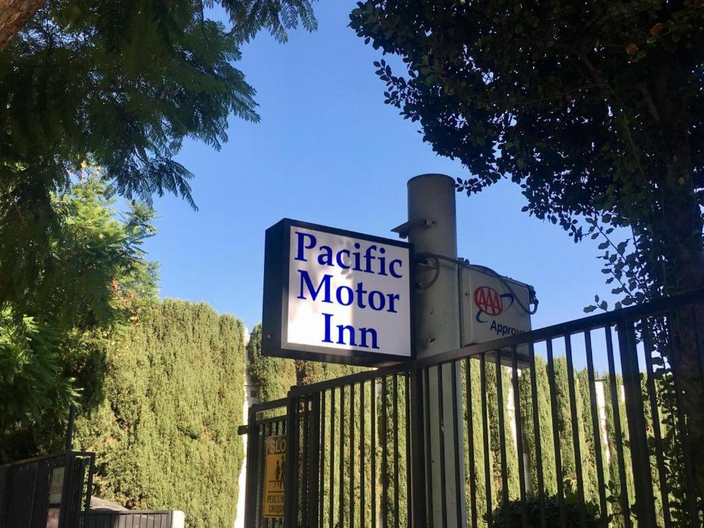 Pacific Motor Hotel 2*