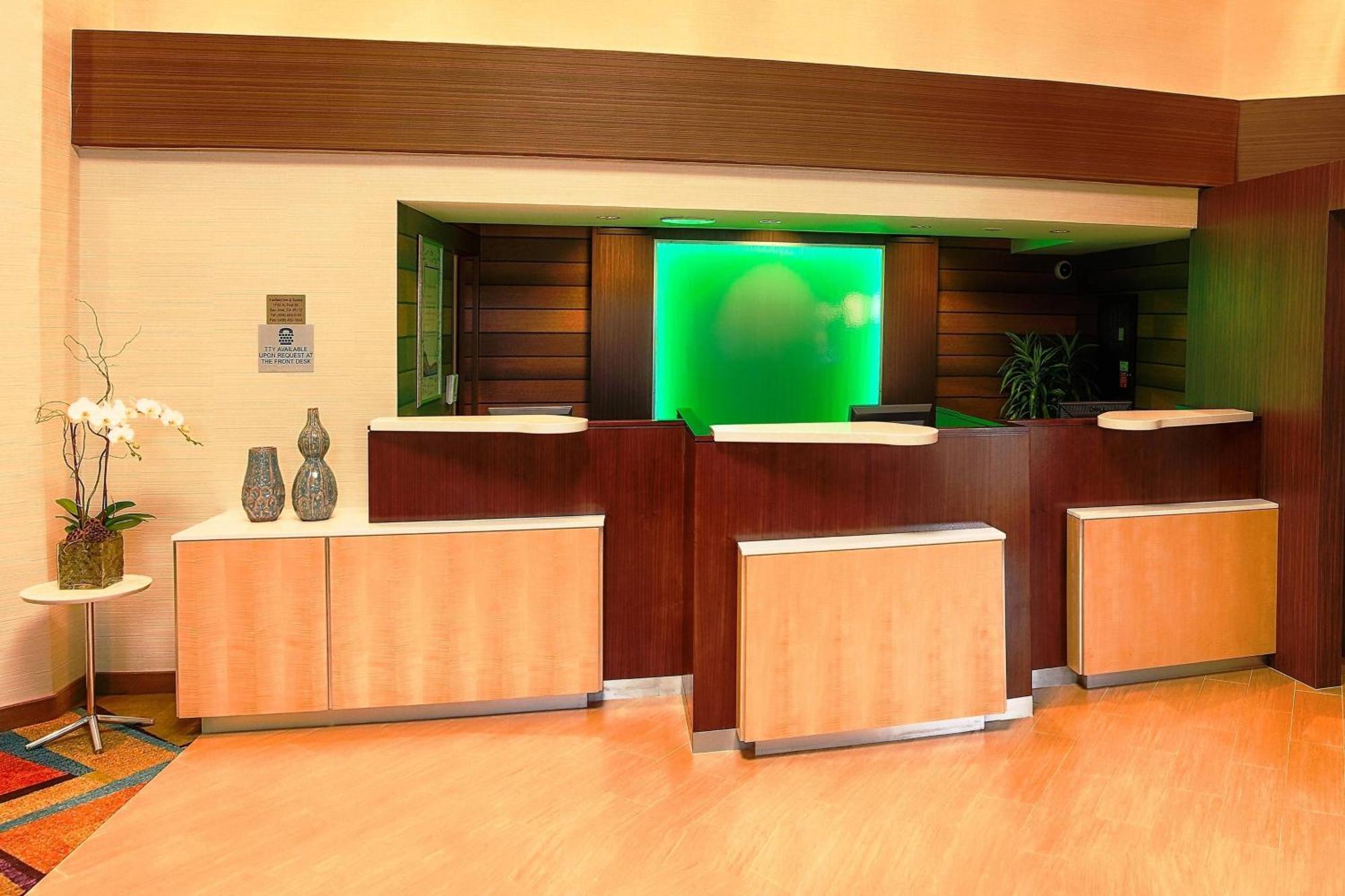 Fairfield And By Marriott Airport San Jose