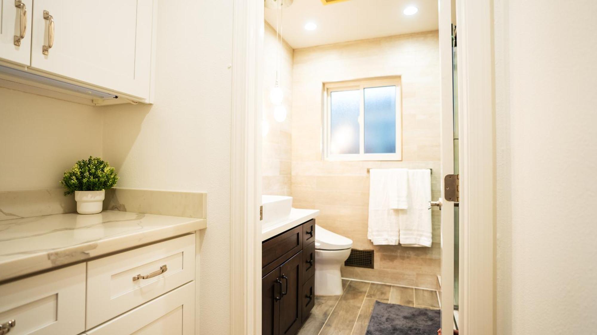 Grand Lux 4br Prime Location & Serene Yard * San Jose