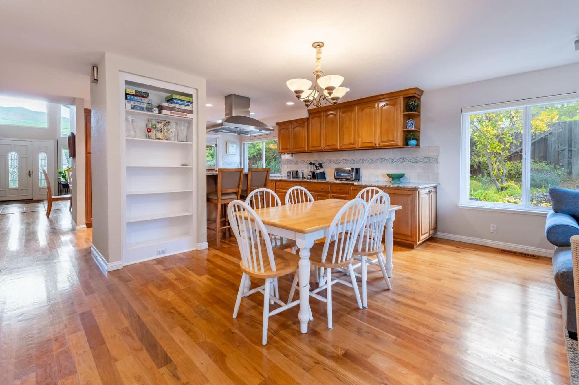 Holiday home Luxury 5br Retreat With Pool Fire Pit & Valley Views