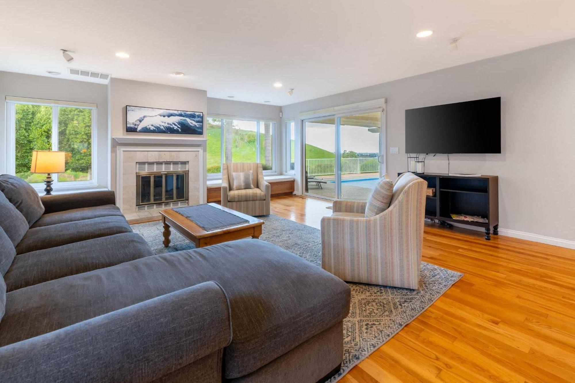 Holiday home Luxury 5br Retreat With Pool Fire Pit & Valley Views *