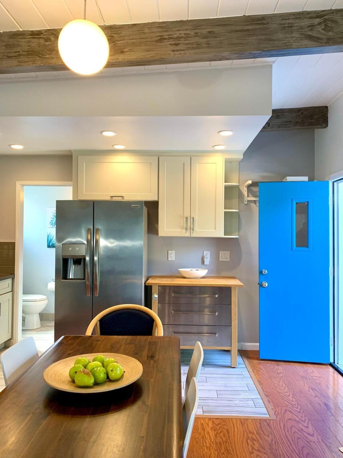 Holiday home Remodeled Spacious 2bdr2bath King Beds Backyard