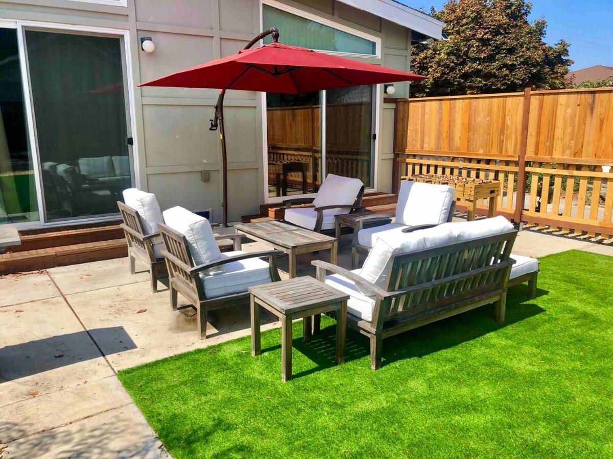 Remodeled Spacious 2bdr2bath King Beds Backyard *