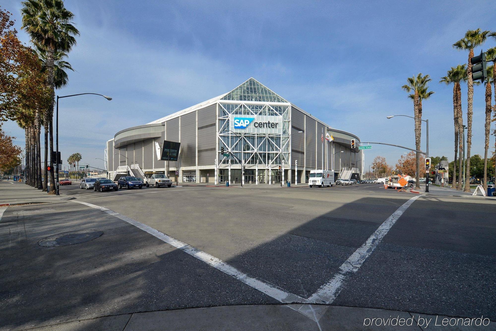 Americas Value Convention Center Hotel