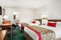 Ramada Convention Hotel 2*