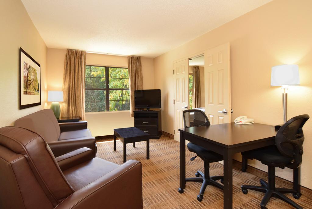 Extended America - - Edenvale - South 2*