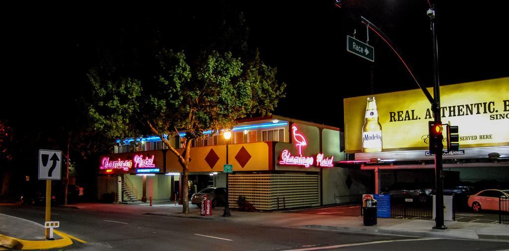 The Flamingo 2* San Jose