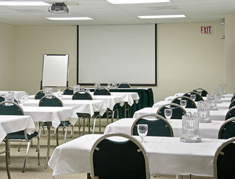Ramada Convention 2* San Jose