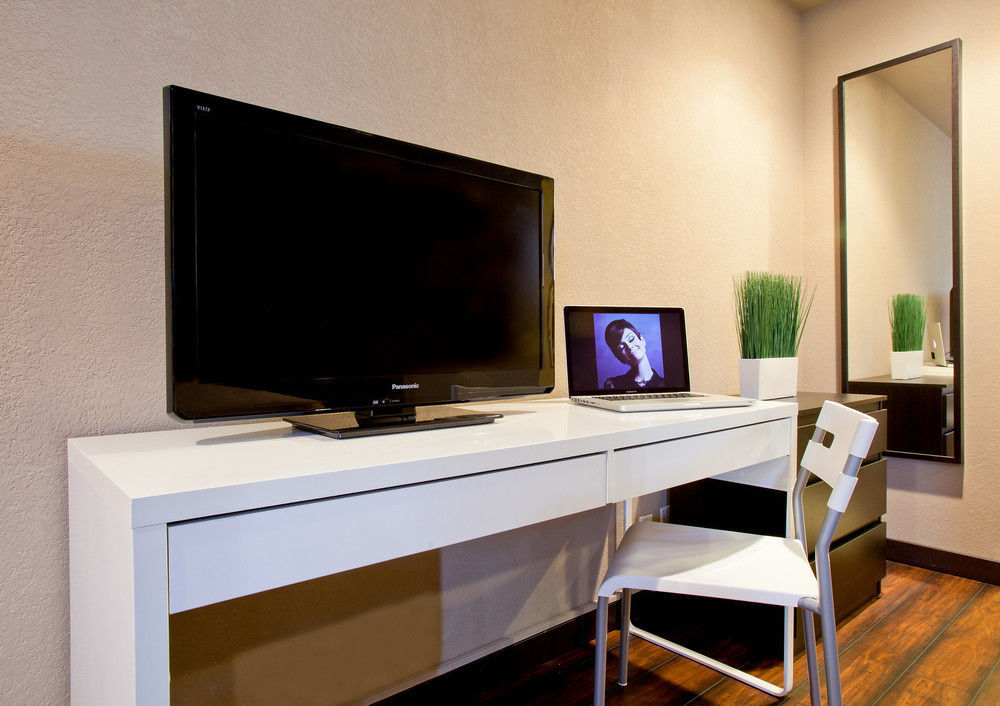 Alura Motel San Jose