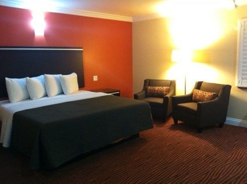 Motel Convention Center & San Jose