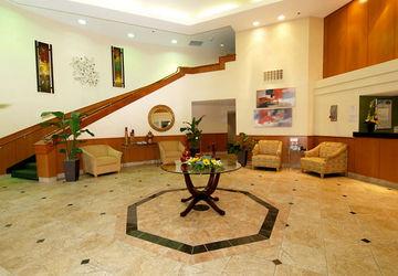 Hotel Fairfield And By Marriott Airport