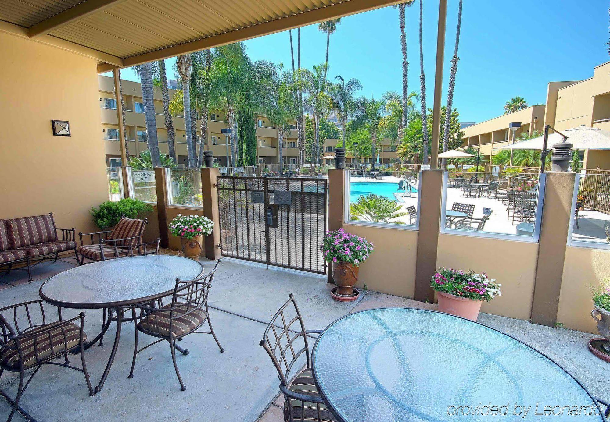 Hotel Fairfield And By Marriott Airport 3*