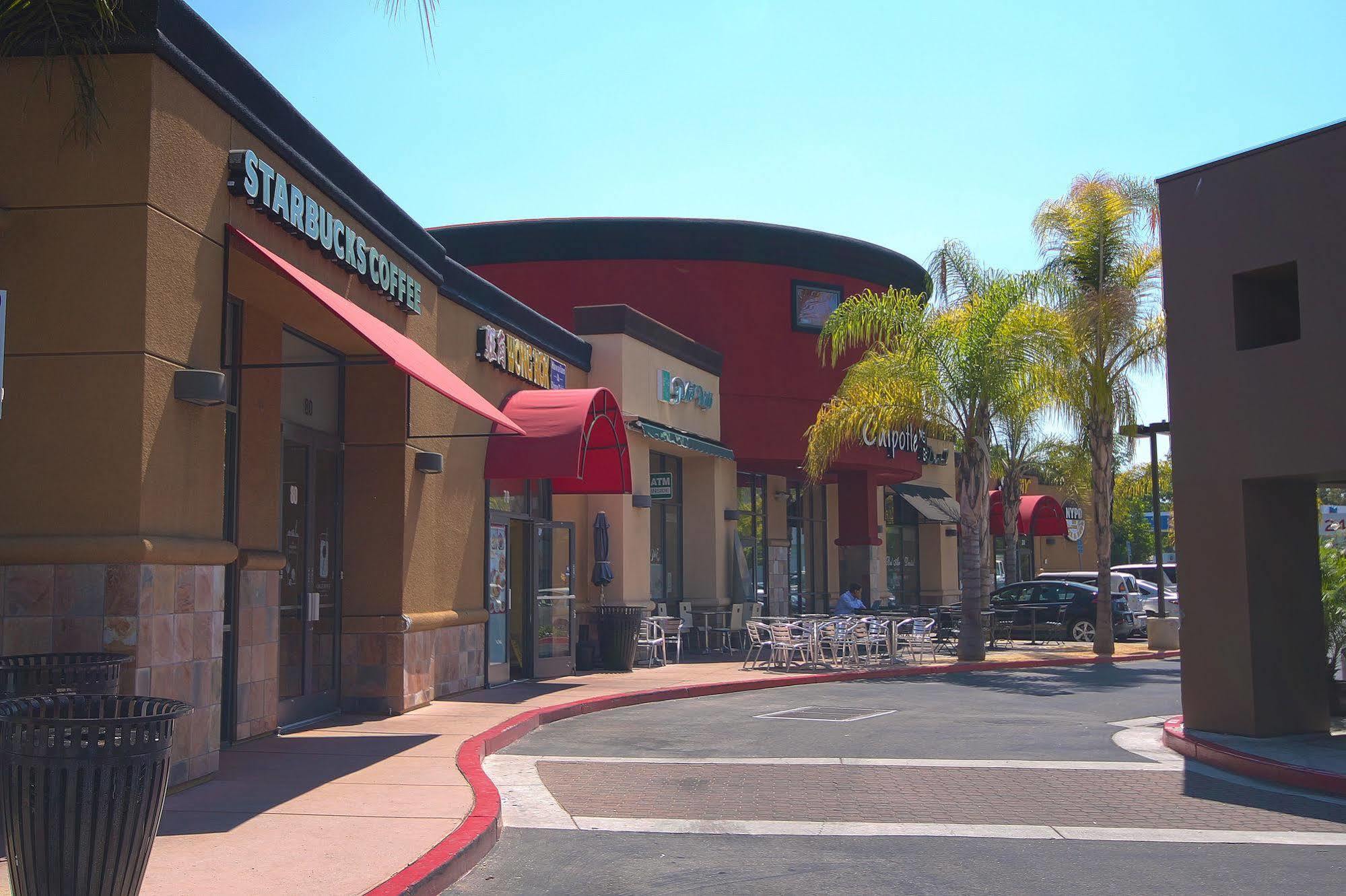 Fairfield And By Marriott Airport 3*