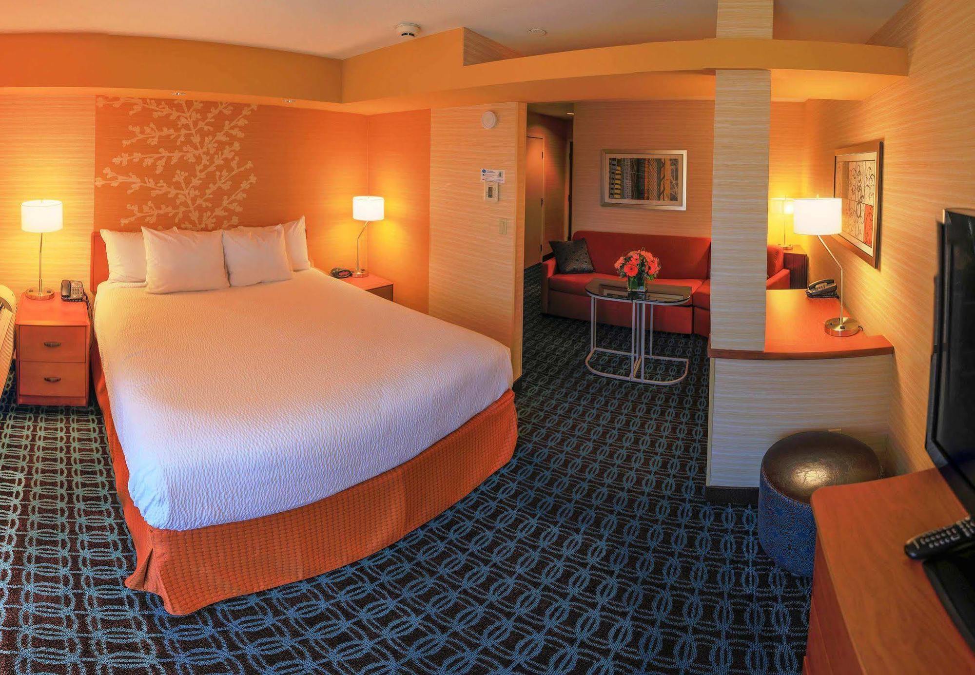 Fairfield And By Marriott Airport Hotel