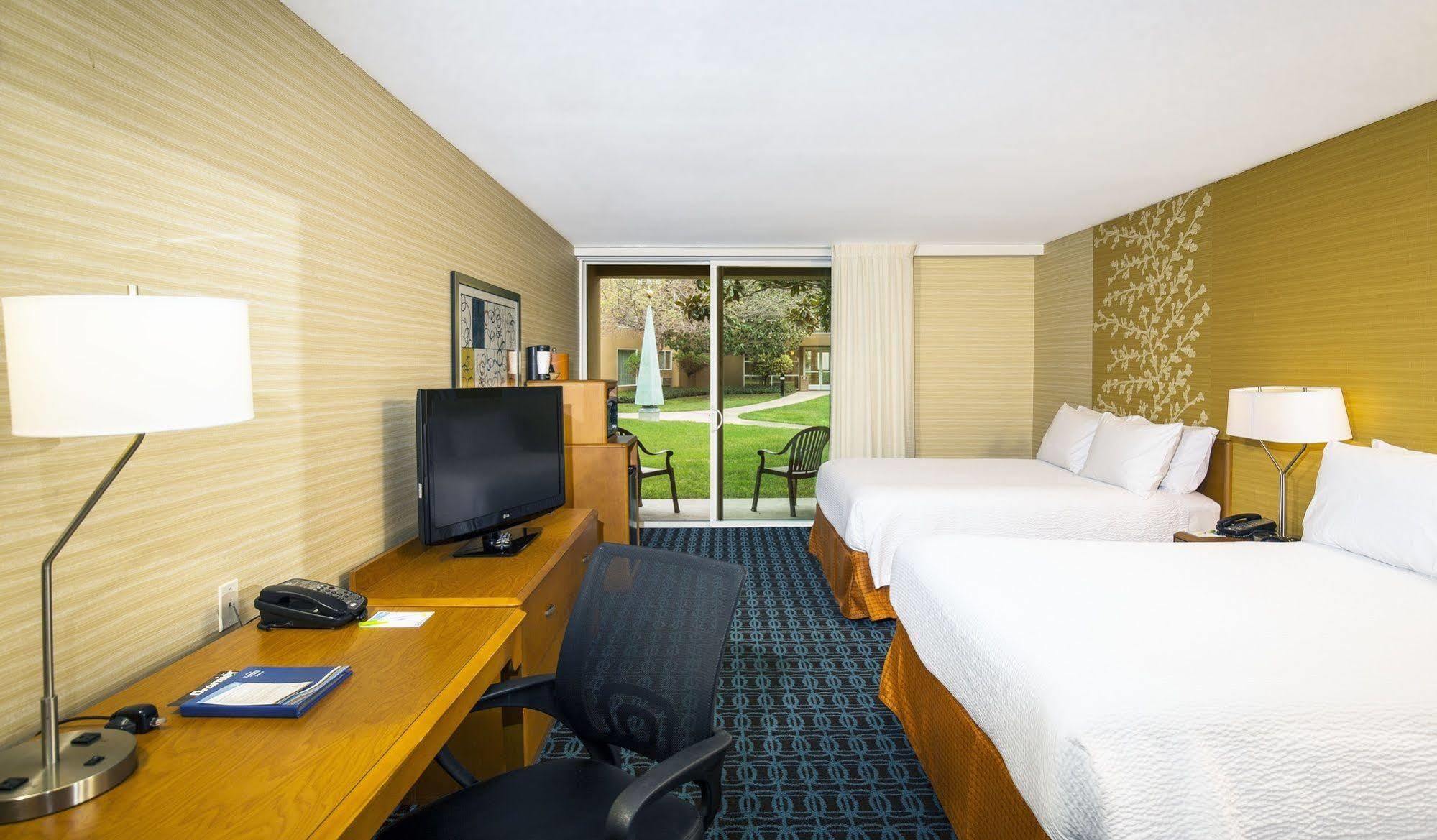 Fairfield And By Marriott Airport