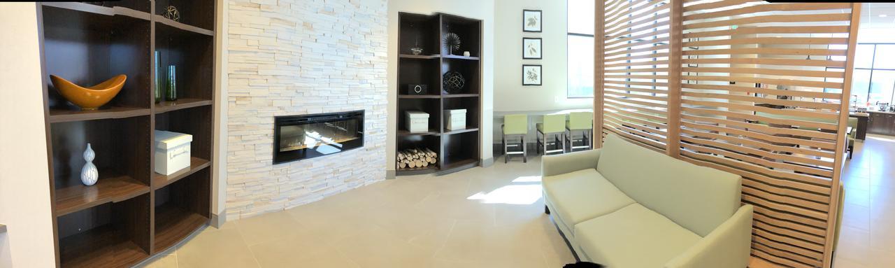 Hotel Country & By Radisson, International Airport, Ca 3*