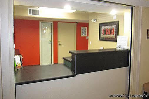 Extended America - - Downtown Hotel 2*