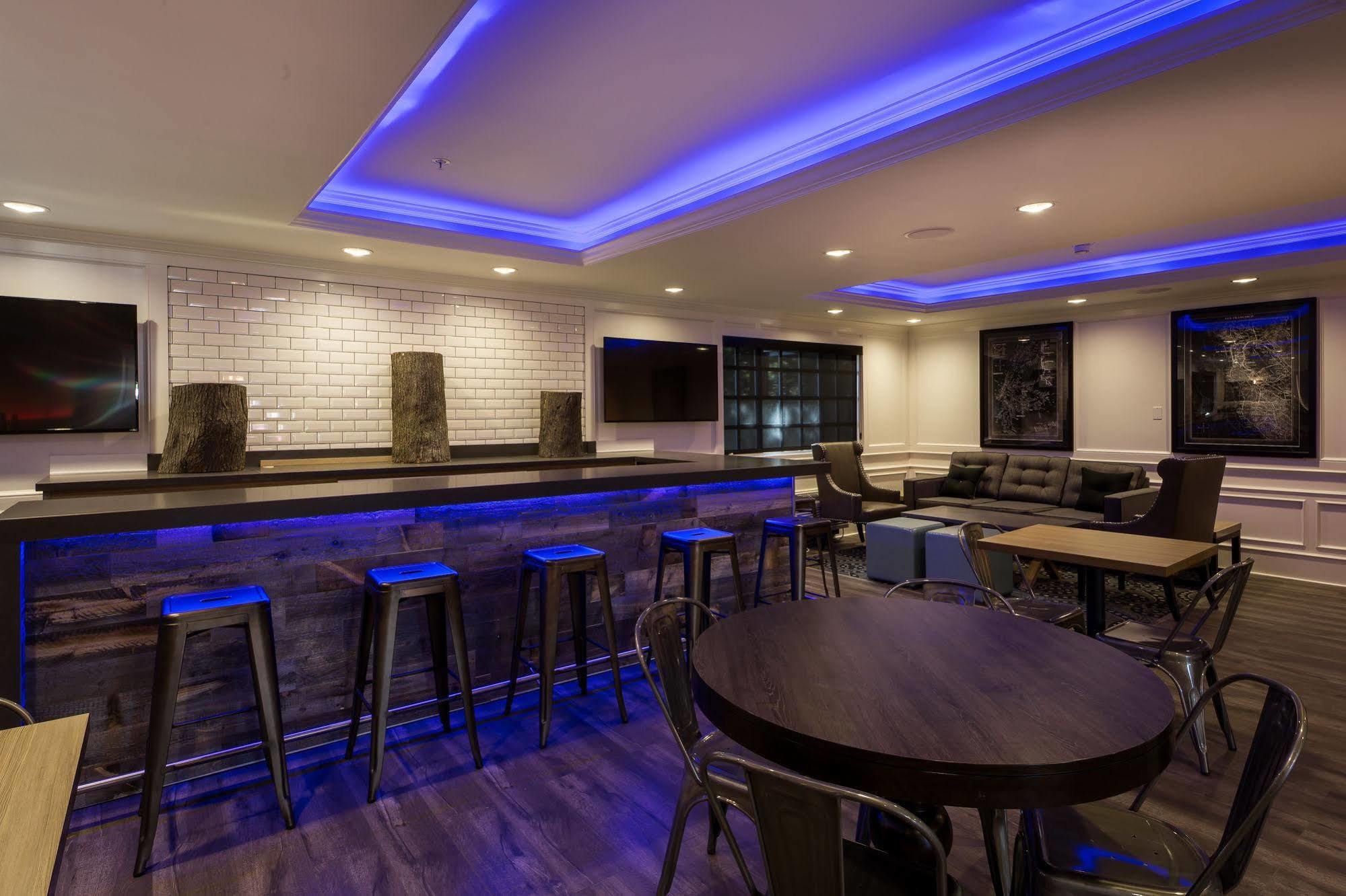 The Row Hotel; Bw Signature Collection 3* San Jose