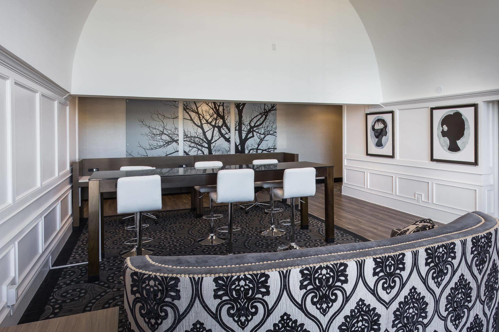 The Row Hotel; Bw Signature Collection San Jose