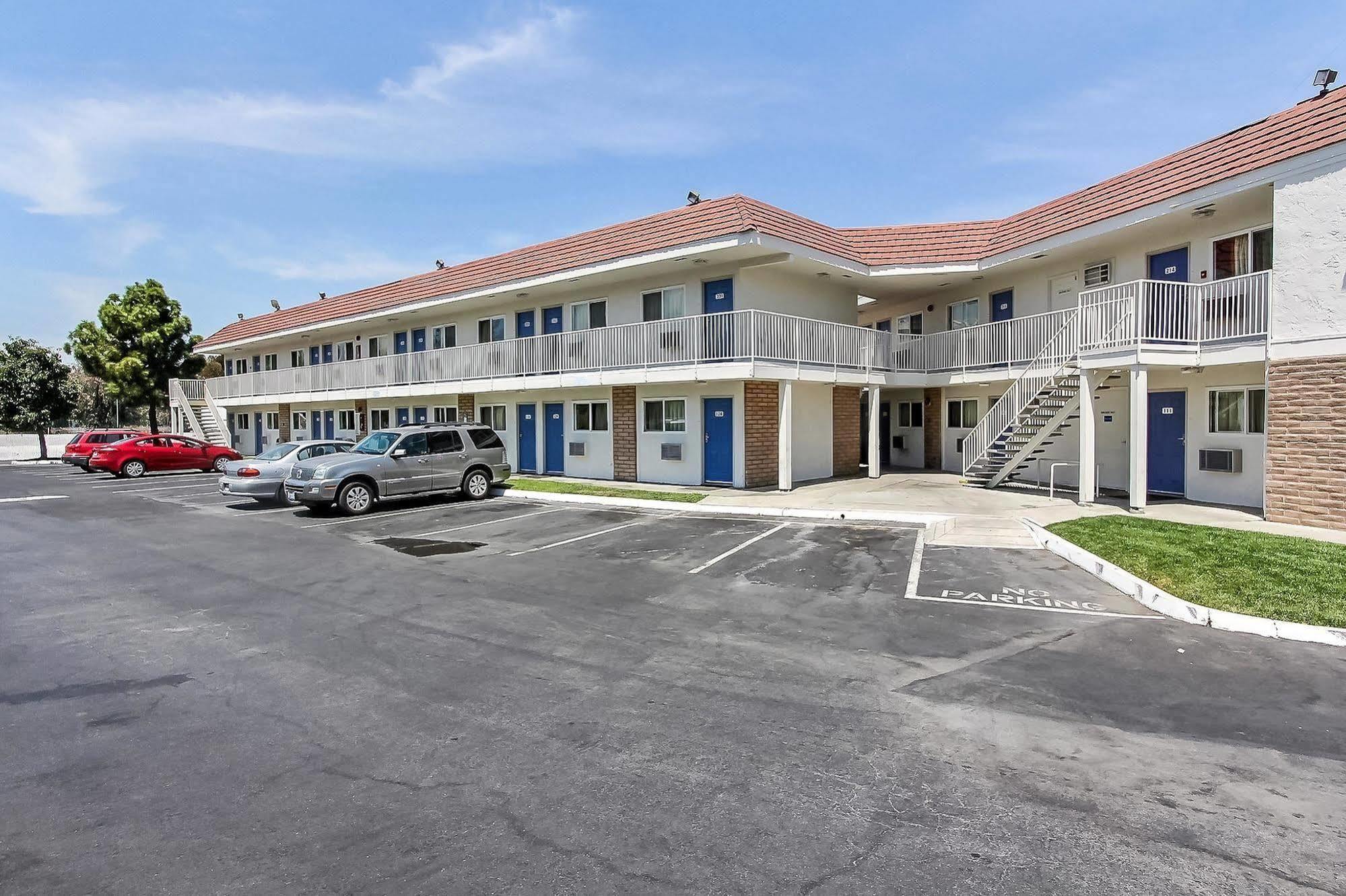 Hotel 6-san Jose, Ca - Airport 2*