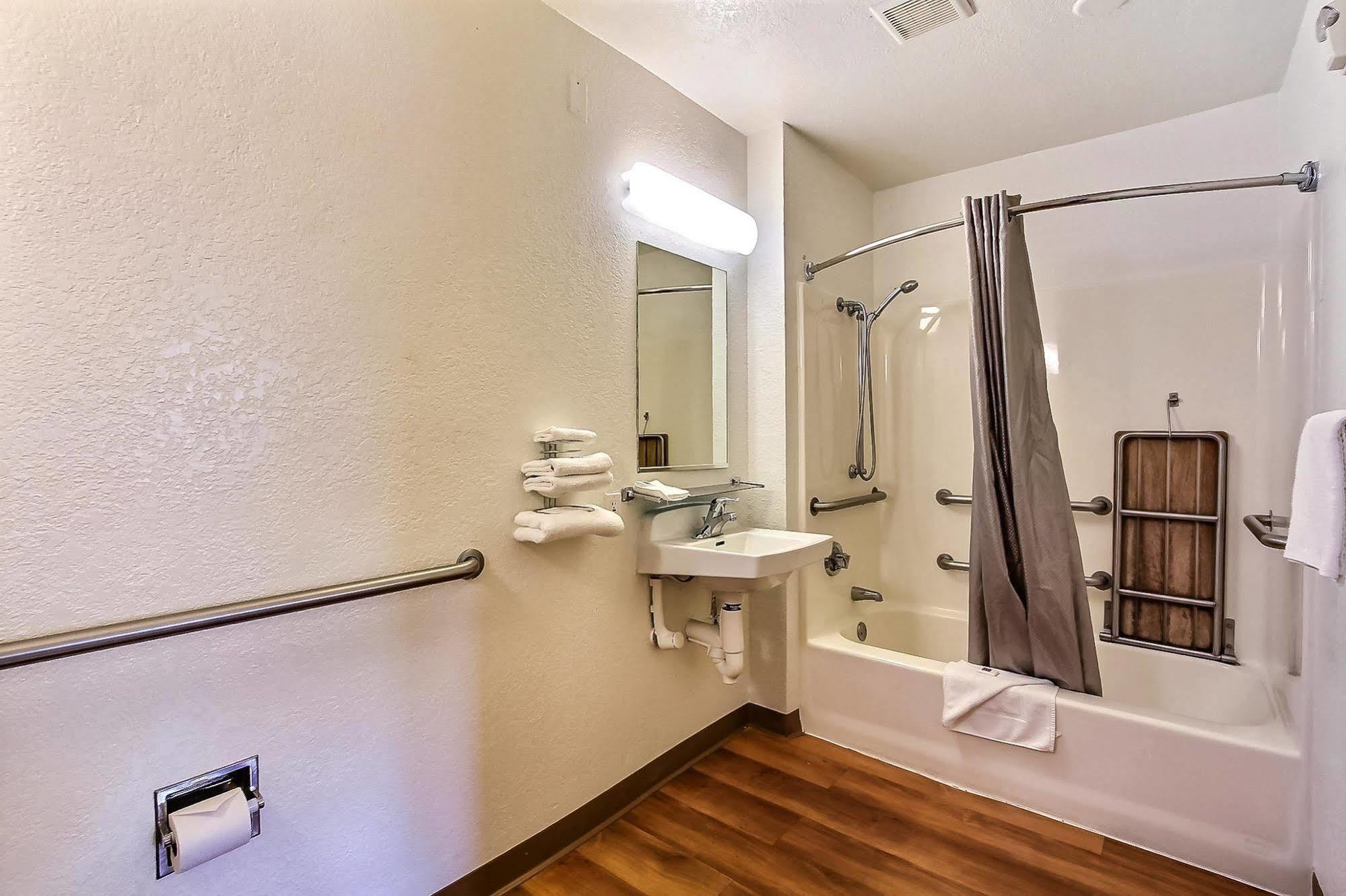 6-san Jose, Ca - Airport Hotel 2*