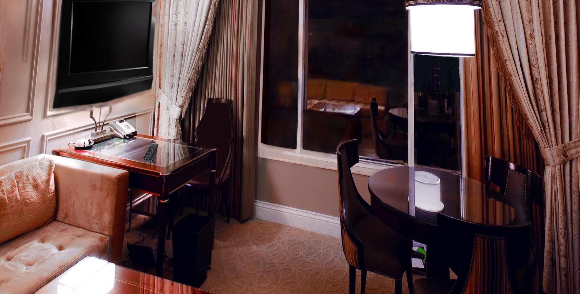 Safehouse Hotel