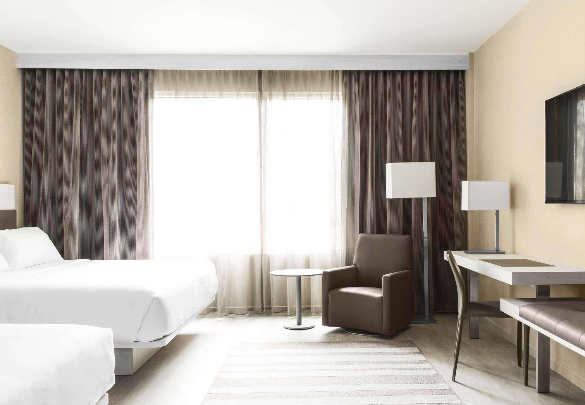 Ac By Marriott Downtown 3*