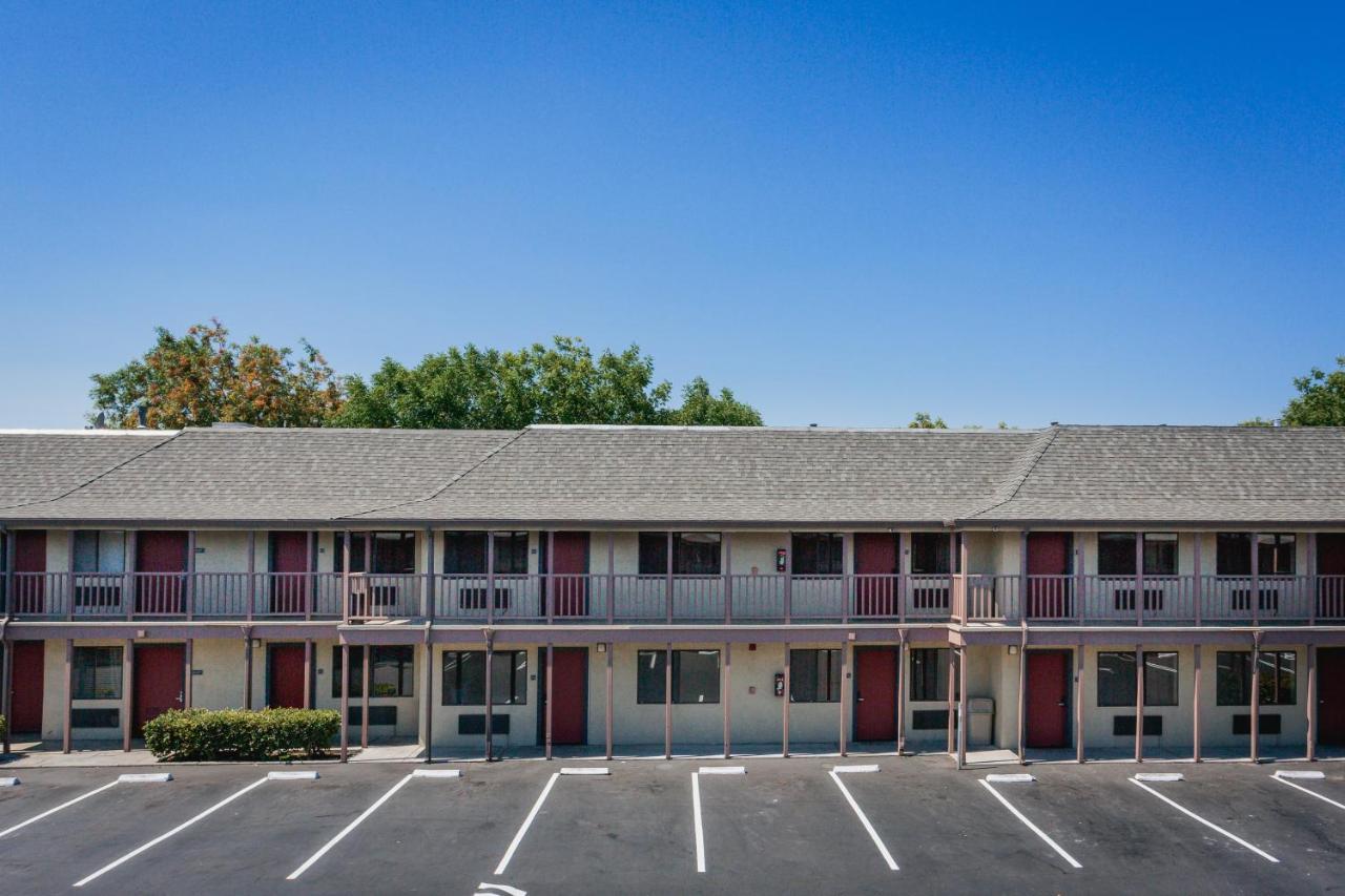 Motel Alura 2*