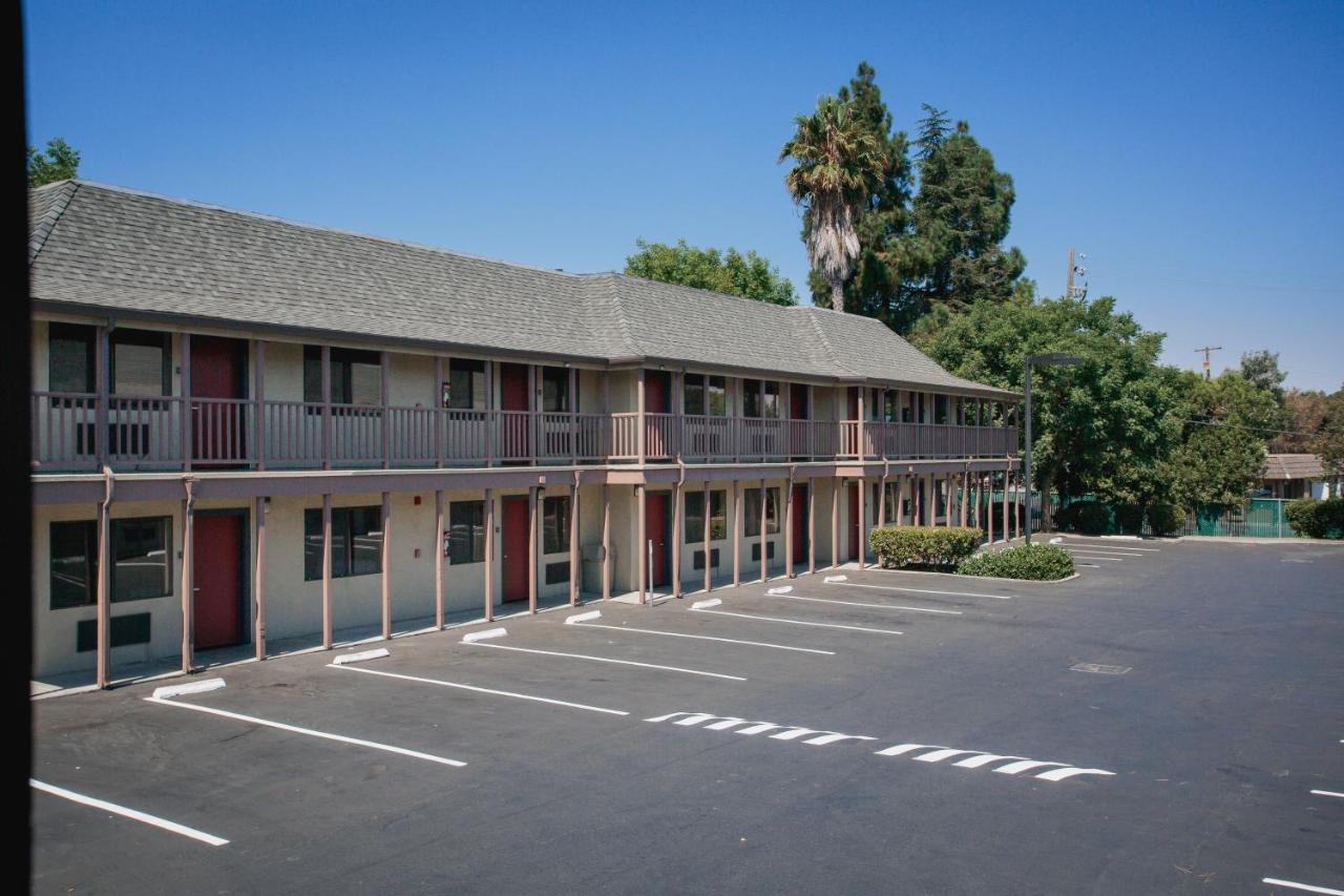 Motel Alura 2*