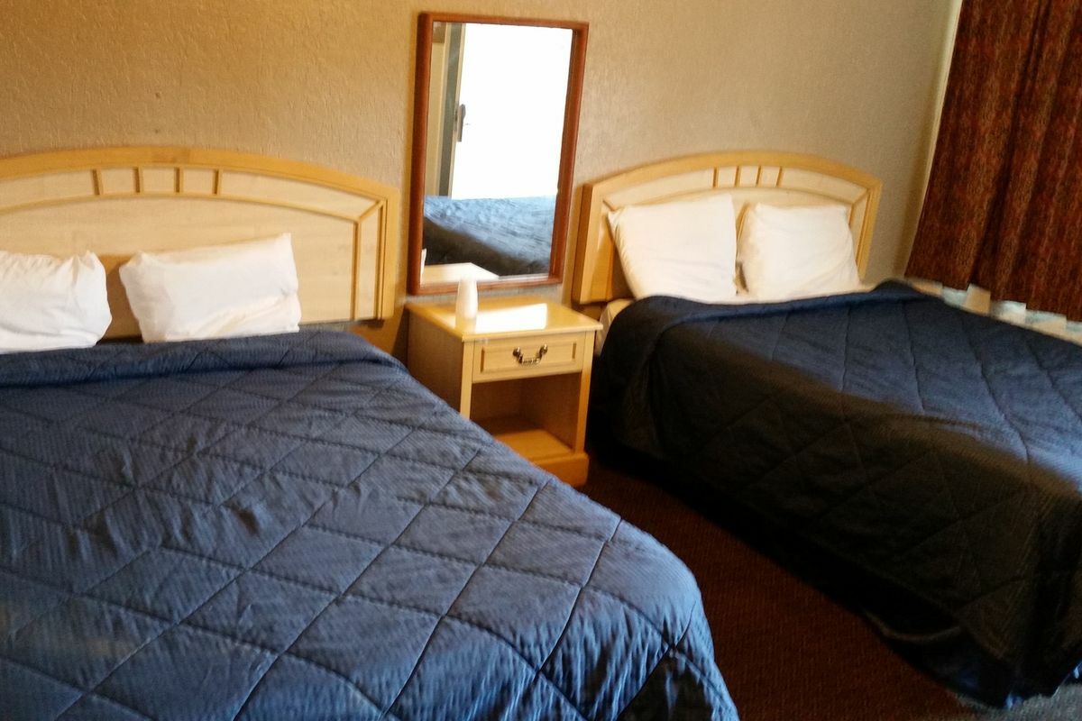 Casa Linda Motel 2*