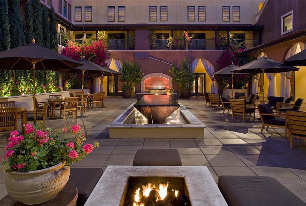 Valencia Santana Row 4*