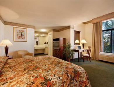 Hotel Days Airport 2*